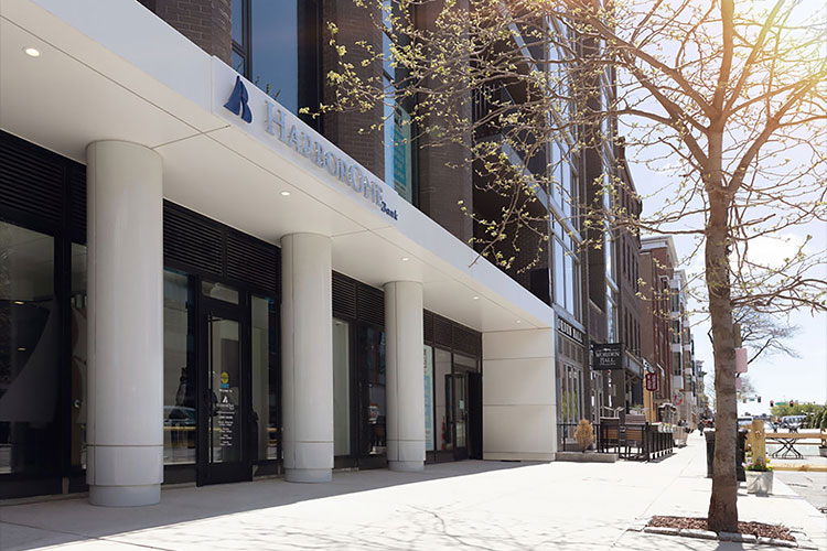 HarborOne Bank in Boston, MA Exterior